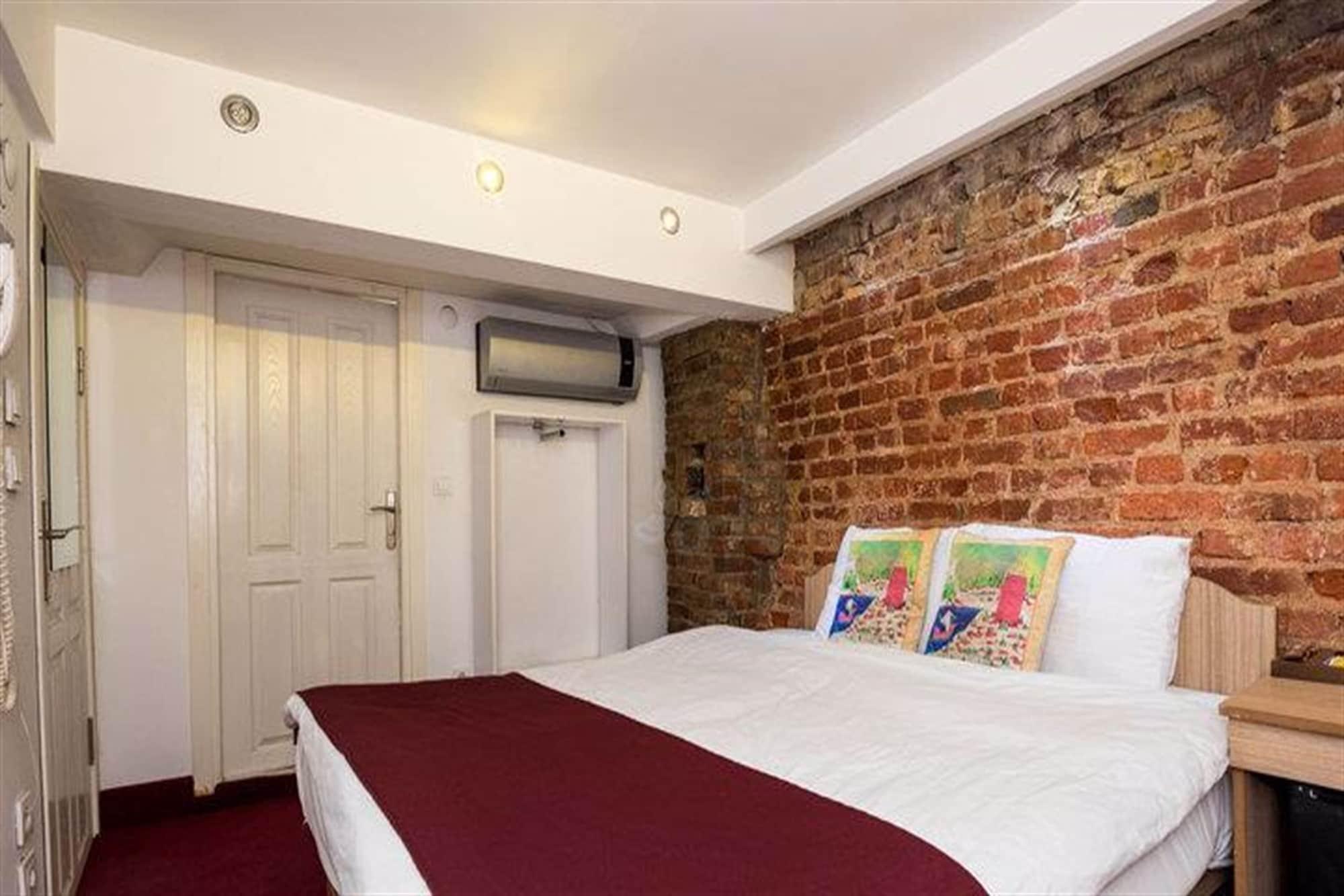 Corner Hot Hotel Истанбул Екстериор снимка