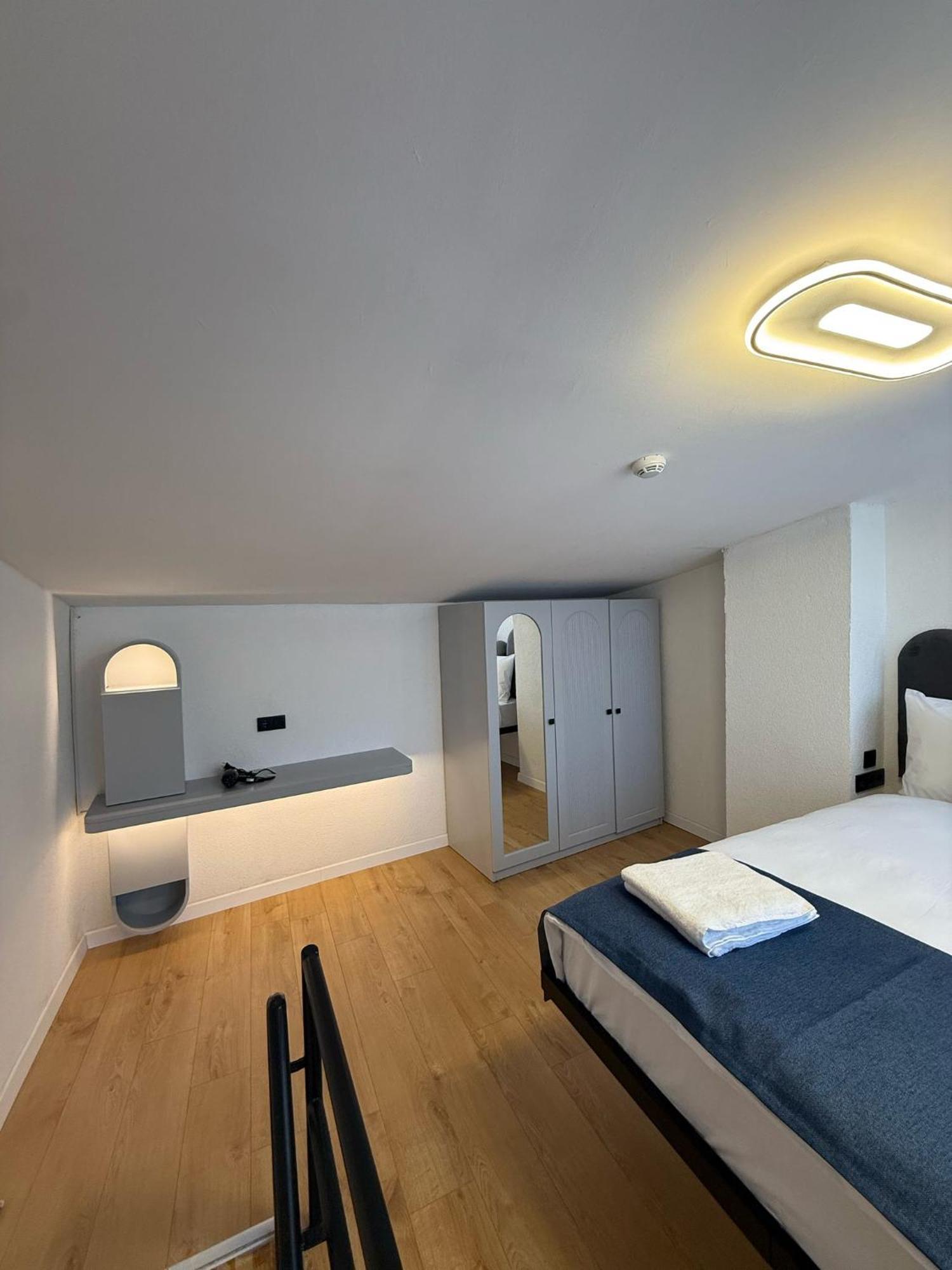Corner Hot Hotel Истанбул Екстериор снимка
