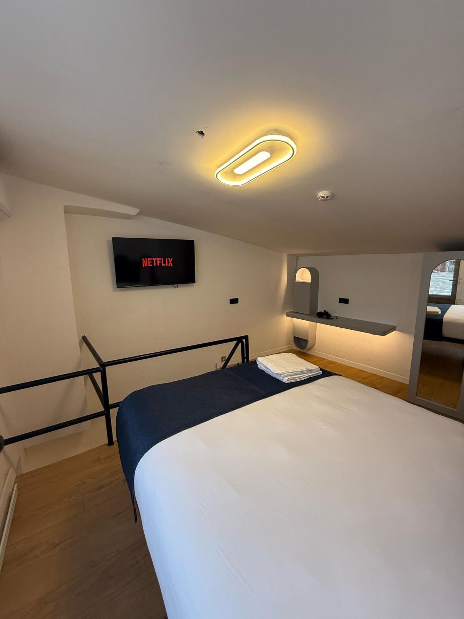 Corner Hot Hotel Истанбул Екстериор снимка