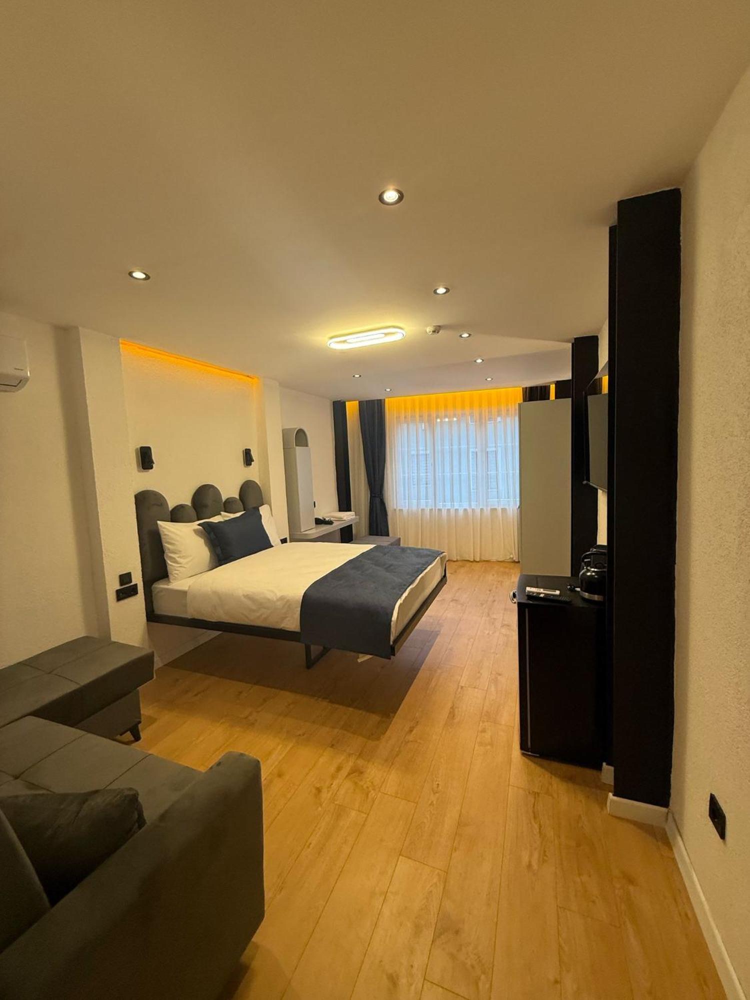 Corner Hot Hotel Истанбул Екстериор снимка